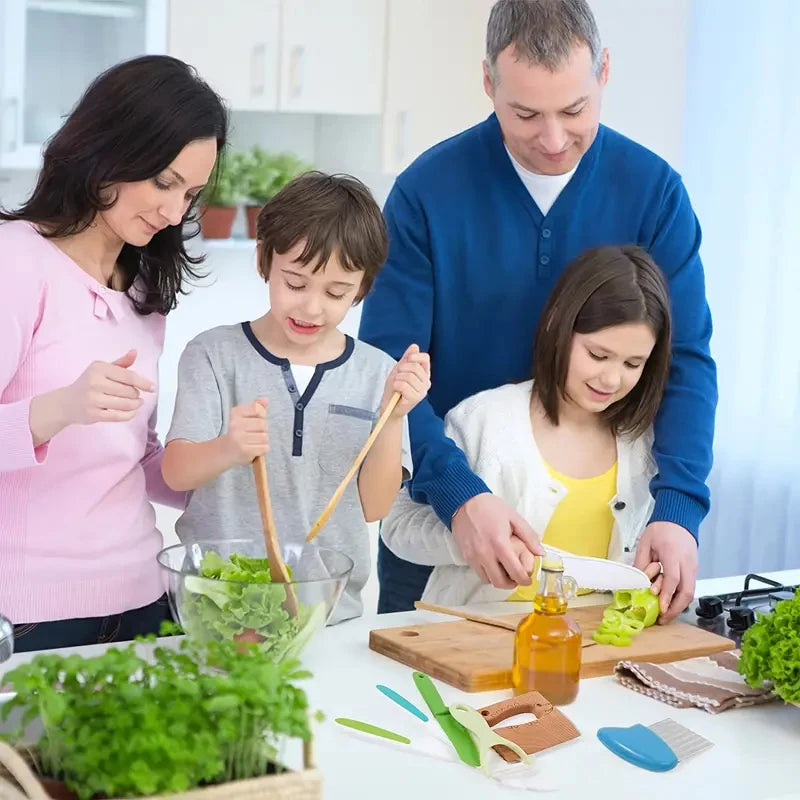 Wonder Chef Kids Plastic Cooking Kitchen Tool Set